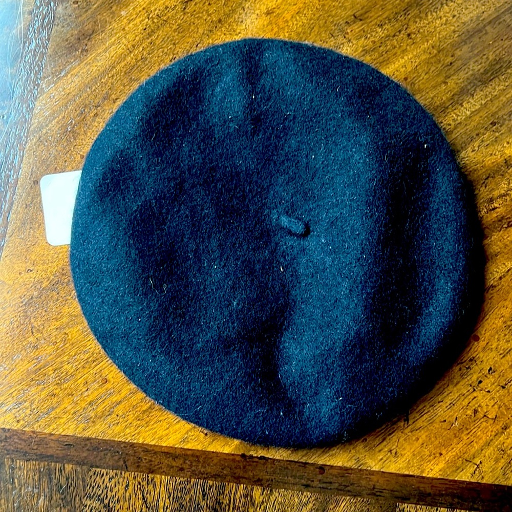 Lauren Beret